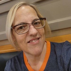 Meet your Posher, Posh